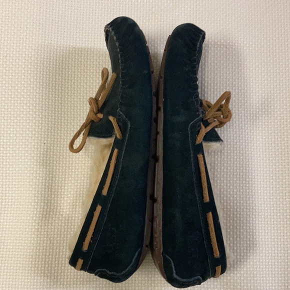 UGG Australia sheepskin black shoes . 6/7 ? - Picture 11 of 11